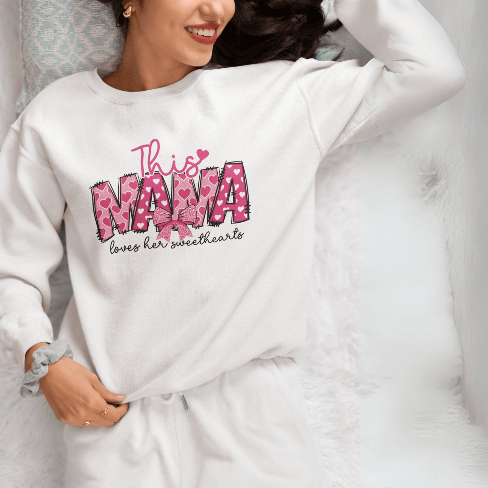 💖 Stylischer Mama-Sweater – Für starke Mamas mit Herz!| Gildan® 18000 White - Lilidesigns